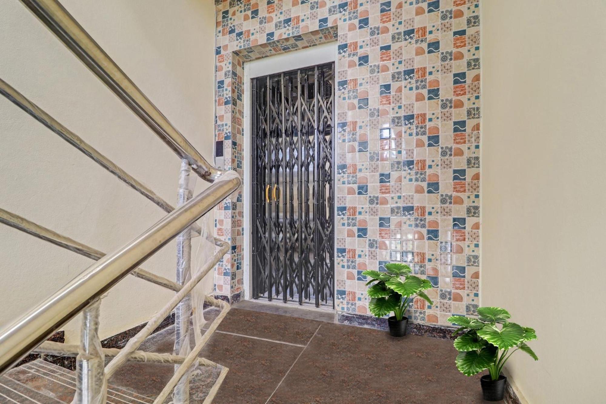 היידראבד Super Collection O Elite Stay Near Habsiguda Metro Station מראה חיצוני תמונה